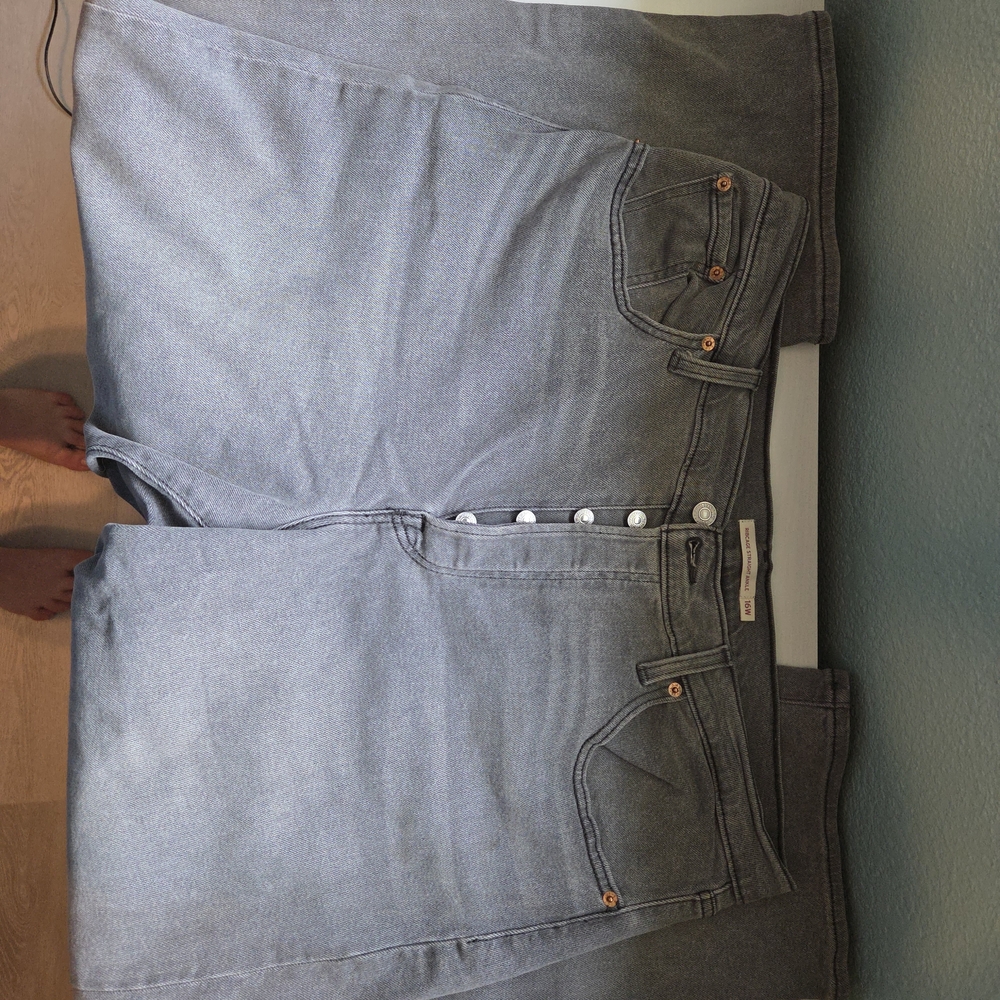 Levi's Women's High Rise Gray Jeans - Picture 2 of 12